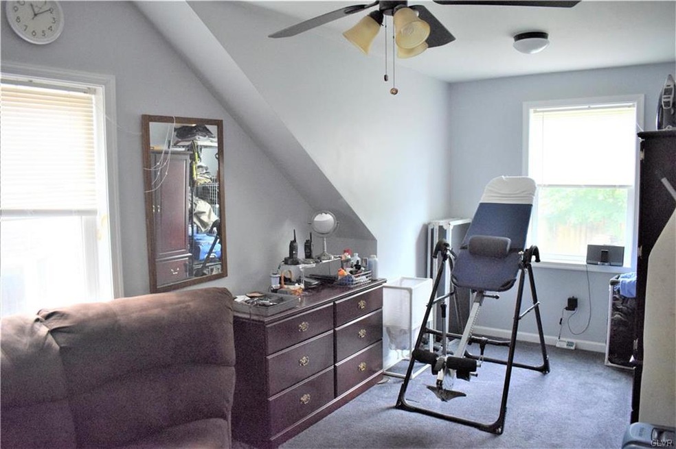 1207 Whitney Ave, Easton, PA 18045 - photo 1