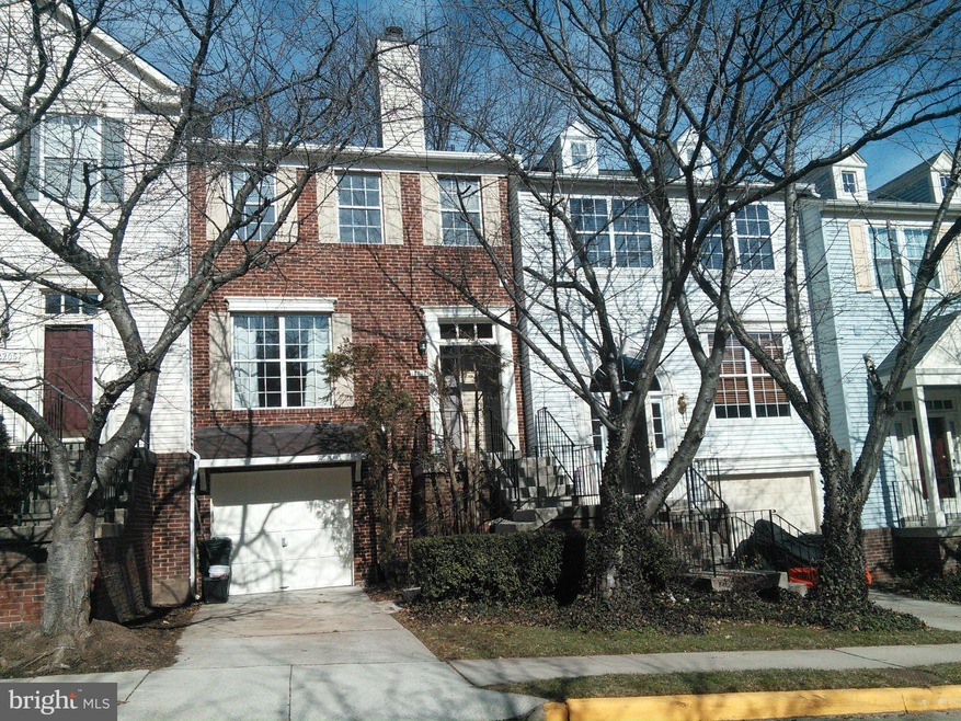 12207 Wye Oak Commons Cir unit 62, Burke, VA 22015 - photo 1