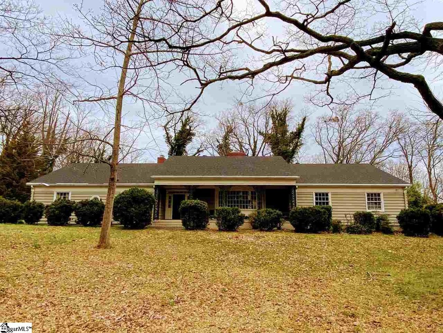 719 Pelham Rd, Greenville, SC 29615 - photo 1