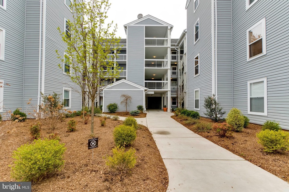 The Four Winds at Oakton unit 2-D6, Oakton, VA 22124 - photo 1