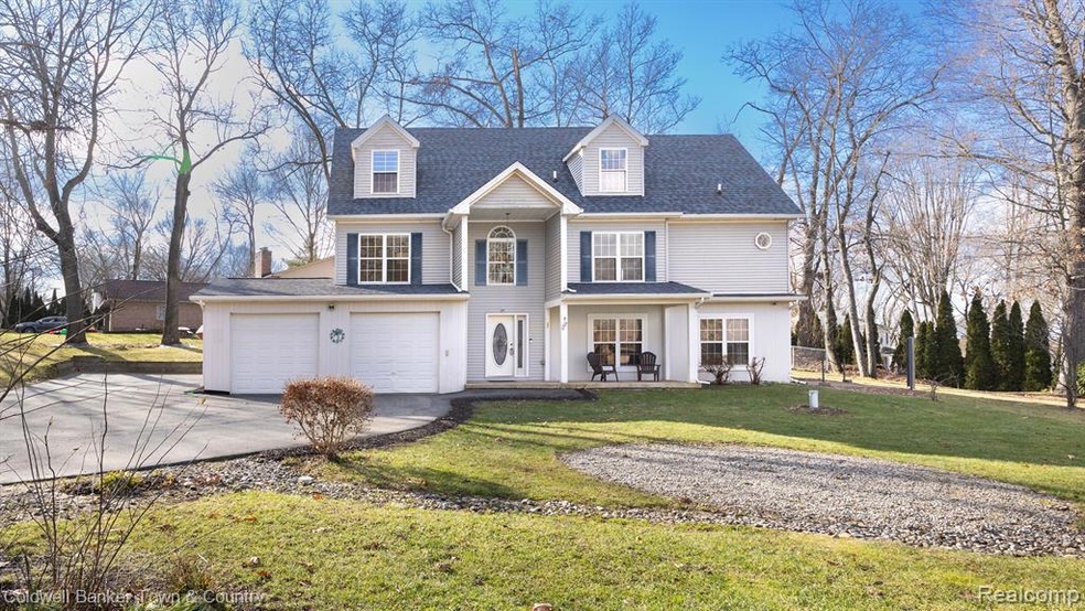 Sold $390,000 • Co-Listing Agent