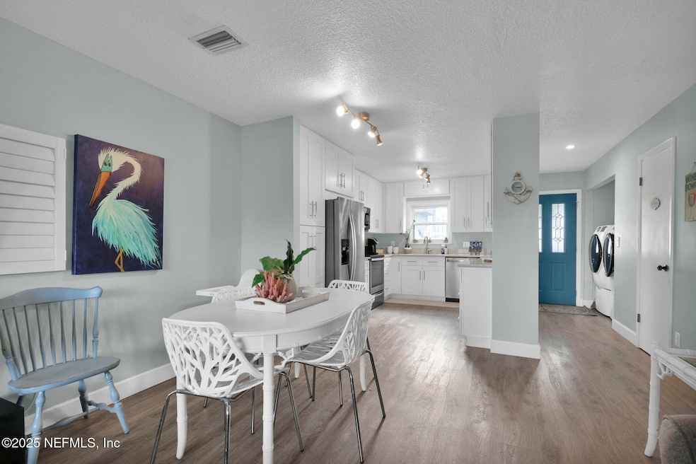 330 13th Ave N, Jacksonville Beach, FL 32250 - photo 1