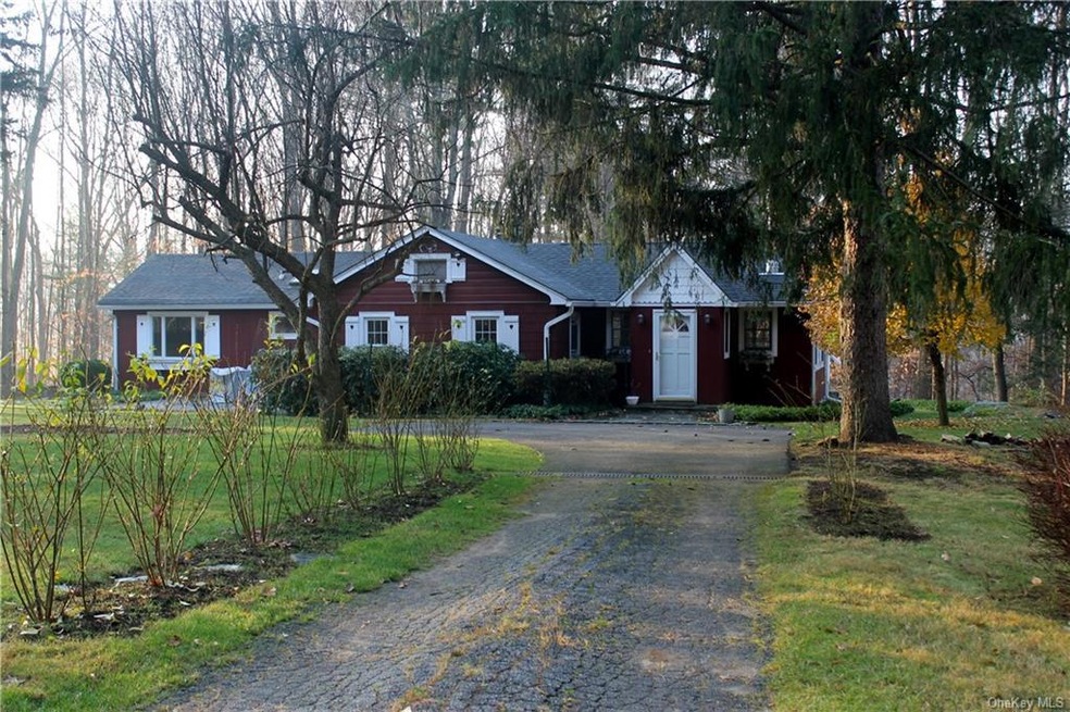 650 Croton Lake Rd, Yorktown Heights, NY 10598 - photo 1