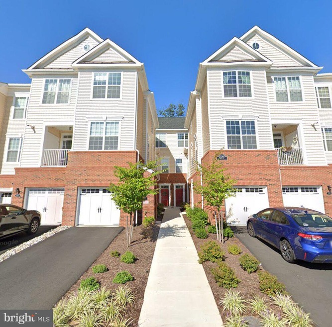 23265 Milltown Knoll Square unit 105, Ashburn, VA 20148 - photo 1