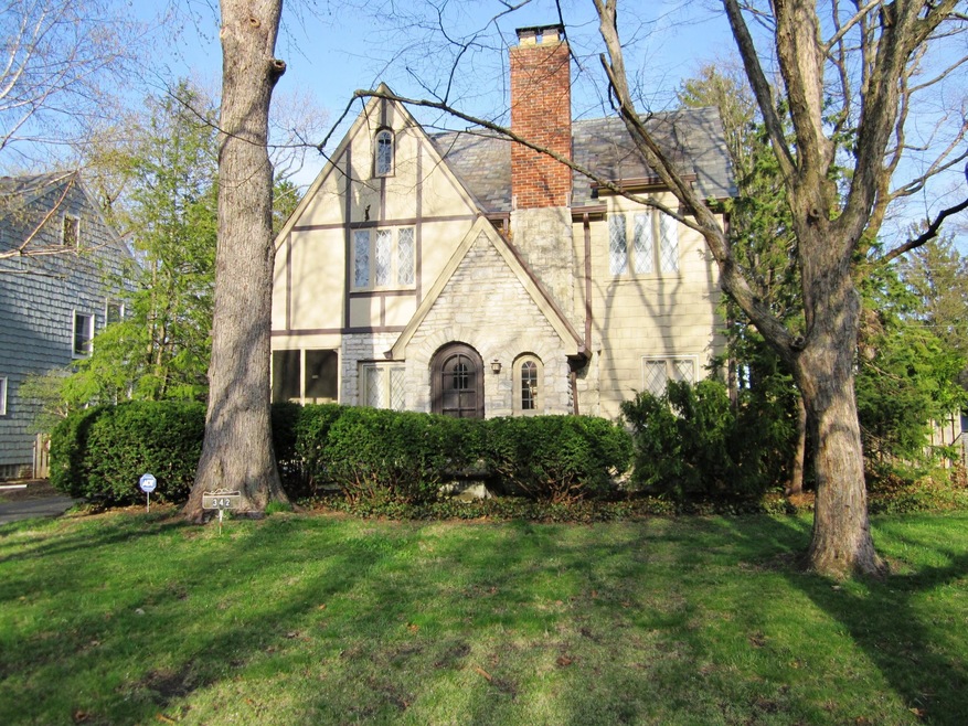 1 FRONT EXTERIOR
