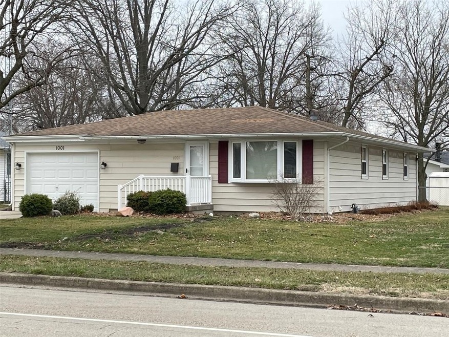 1001 Rudy Ave, Mattoon, IL 61938 - photo 1