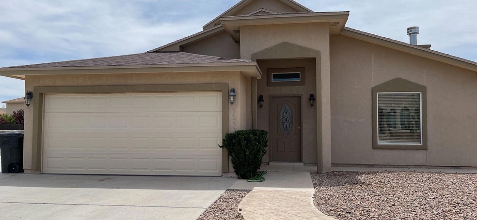 14233 Desert Mesquite Dr, Horizon City, TX 79928 - photo 1