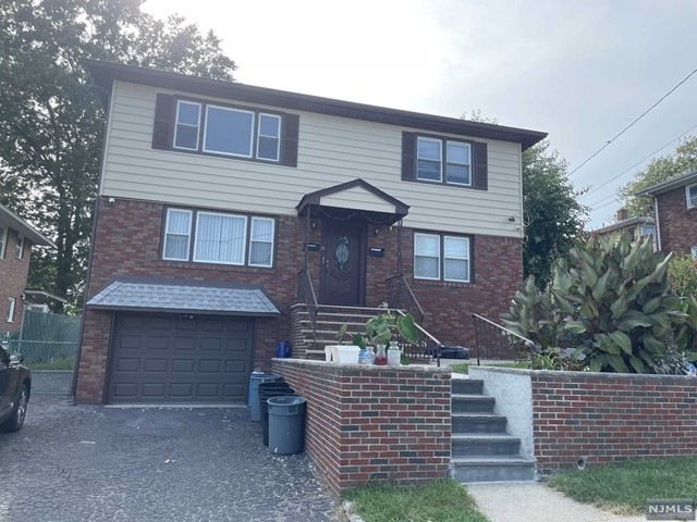 10 West St unit 2, Elmwood Park, NJ 07407 - photo 1