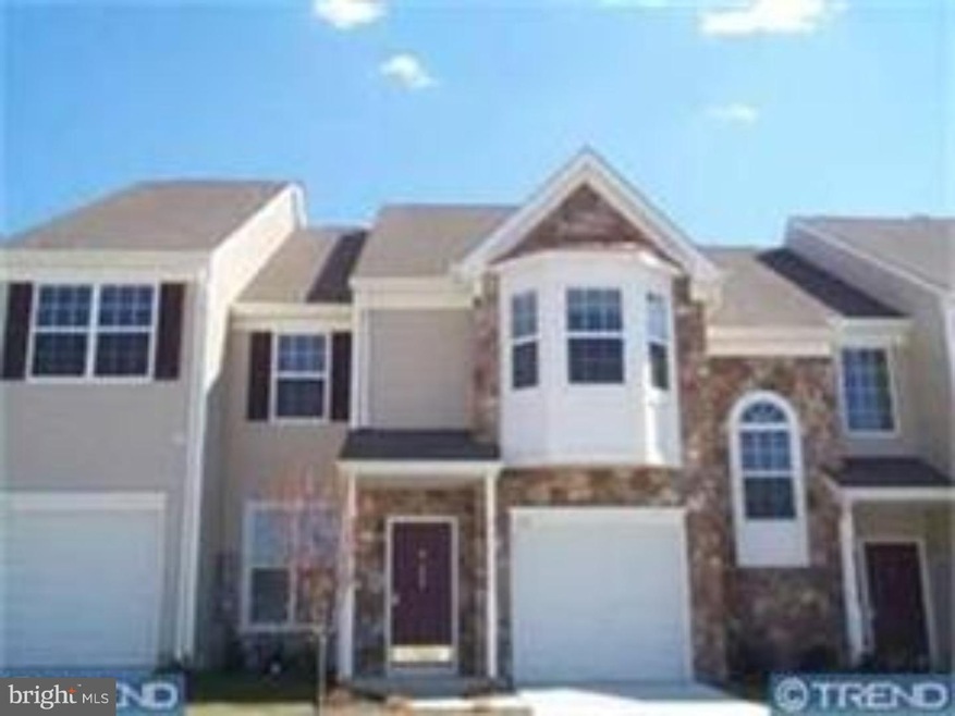 120 Chancellor Dr, Woodbury, NJ 08096 - photo 1