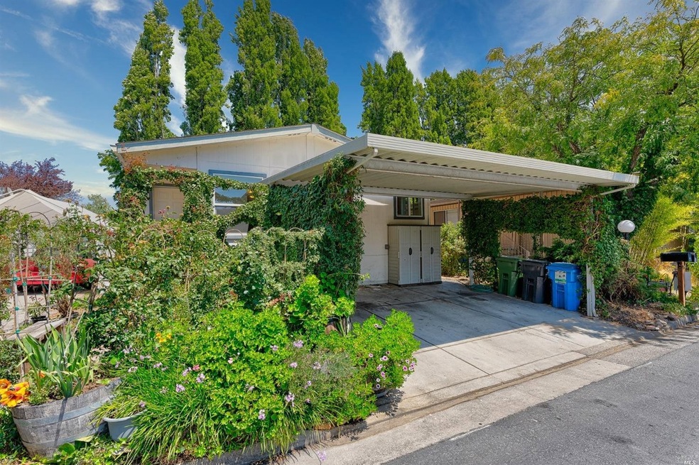 75 Rancho Verde Cir unit 75, Rohnert Park, CA 94928 - photo 1