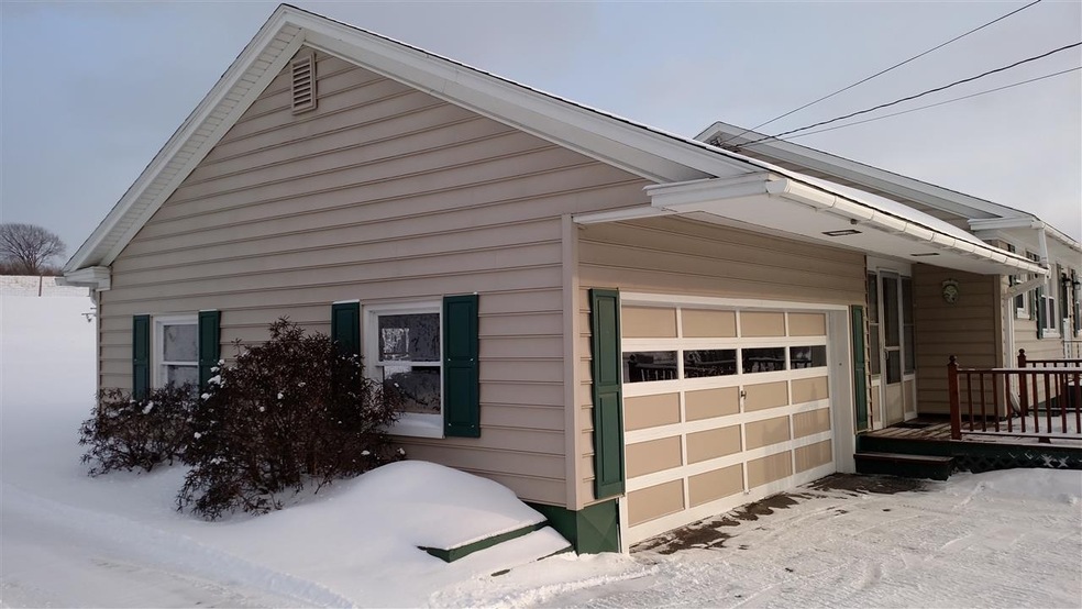 13 Us Route 5, Derby, VT 05829 - photo 1