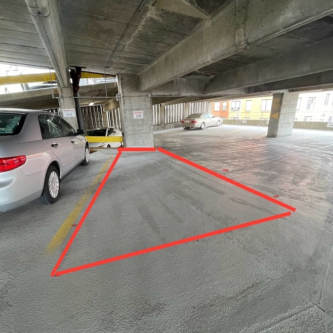 425 Newbury St unit PS-218, Boston, MA 02115 - photo 1