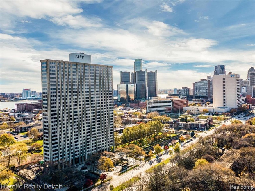 1300 E. Lafayette Corner Unit | 3 bedroom | 2 full