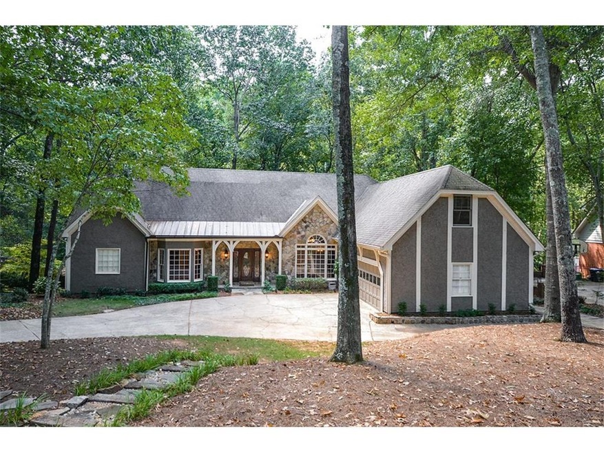 Gorgeous Hardcoat Stucco home in sought after Nort