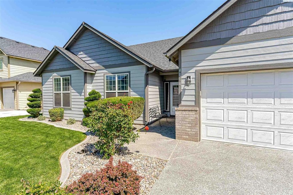 4004 W 20th Ave, Kennewick, WA 99338 - photo 1
