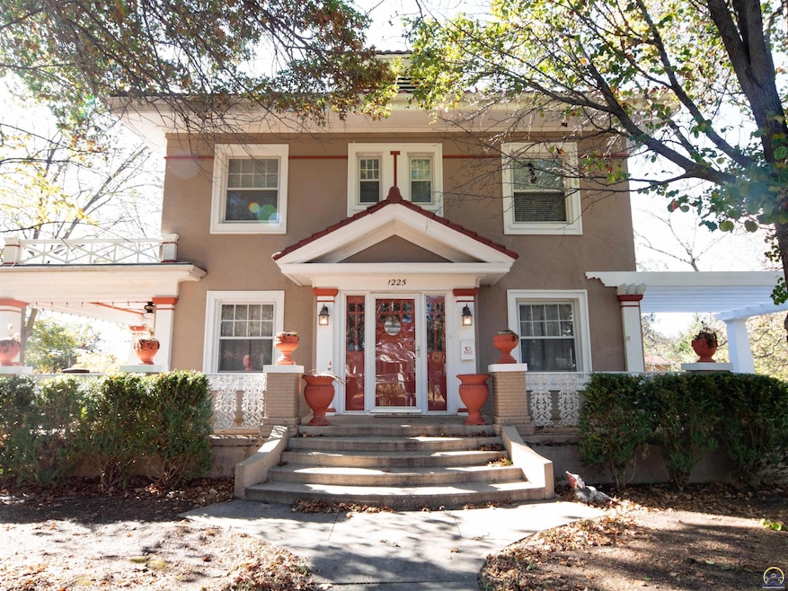 For Sale $324,000