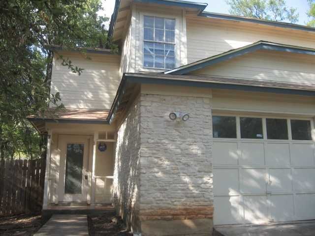 4502 Dorsett Oaks Cir unit B, Austin, TX 78727 - photo 1