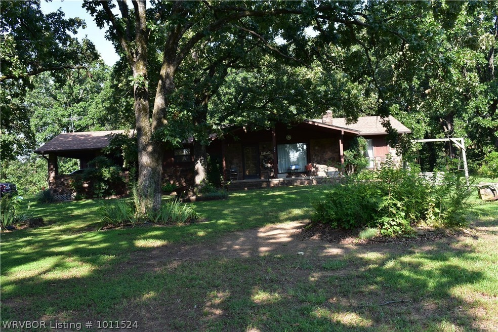 904 Fargo St, Muldrow, OK 74948 - photo 1