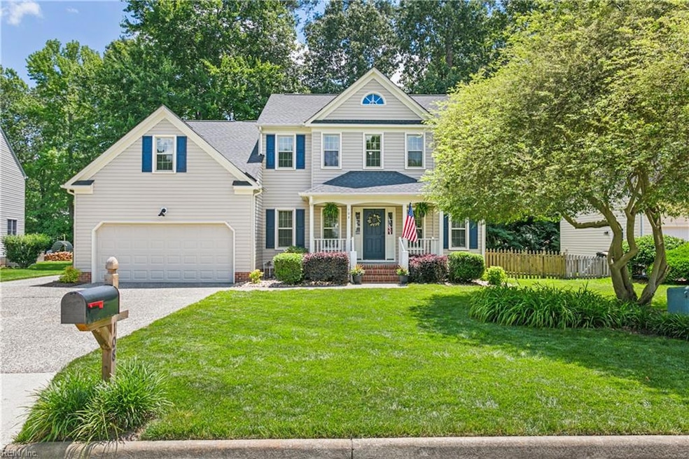 108 Combs Loop 5BR/3BA overlooking a peaceful cul-