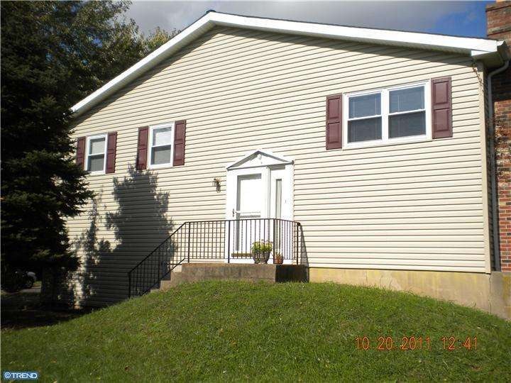 117 Hidden Valley Ln, Newtown, PA 18940 - photo 1