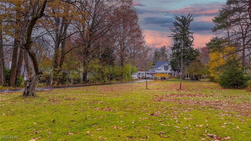 15815 Shaker Blvd, Cleveland, OH 44120 - photo 1