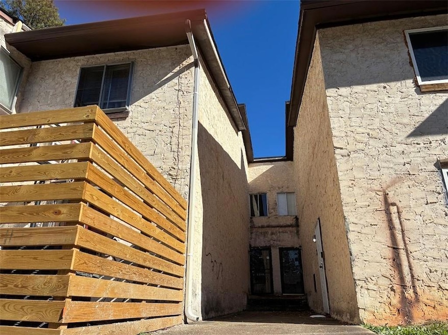 3800 Kensingwood Trace, Decatur, GA 30032 - photo 1