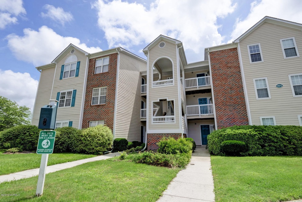 904 Litchfield Way Unit E-large-001-3-1