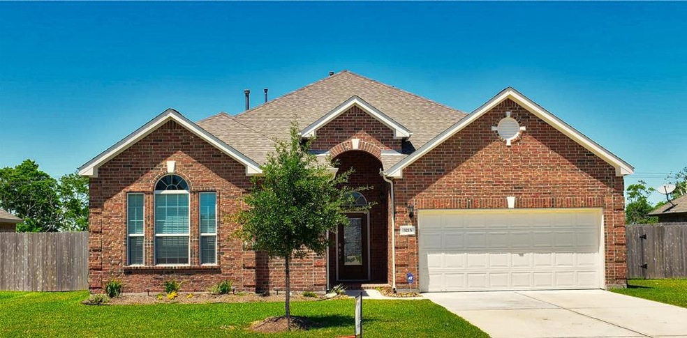 3215 Birkhill Ct, Bay City, TX 77414 - photo 1