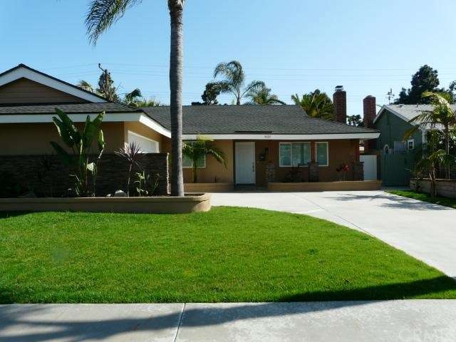 Great Curb Appeal!