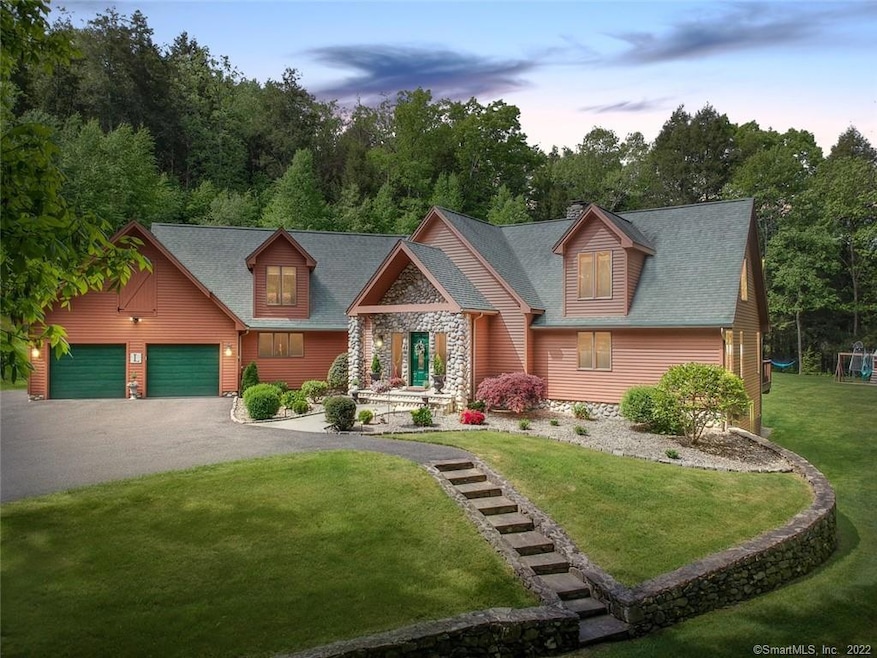 137 Minortown Rd, Woodbury, CT 06798 - photo 1