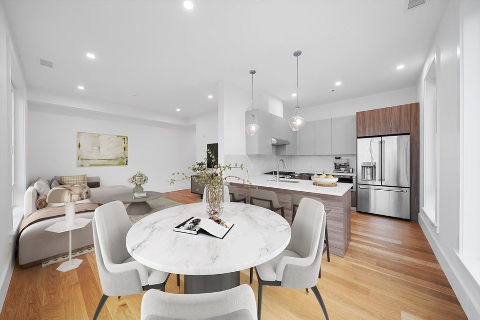 218 Old Colony Ave unit 302, Boston, MA 02127 - photo 1