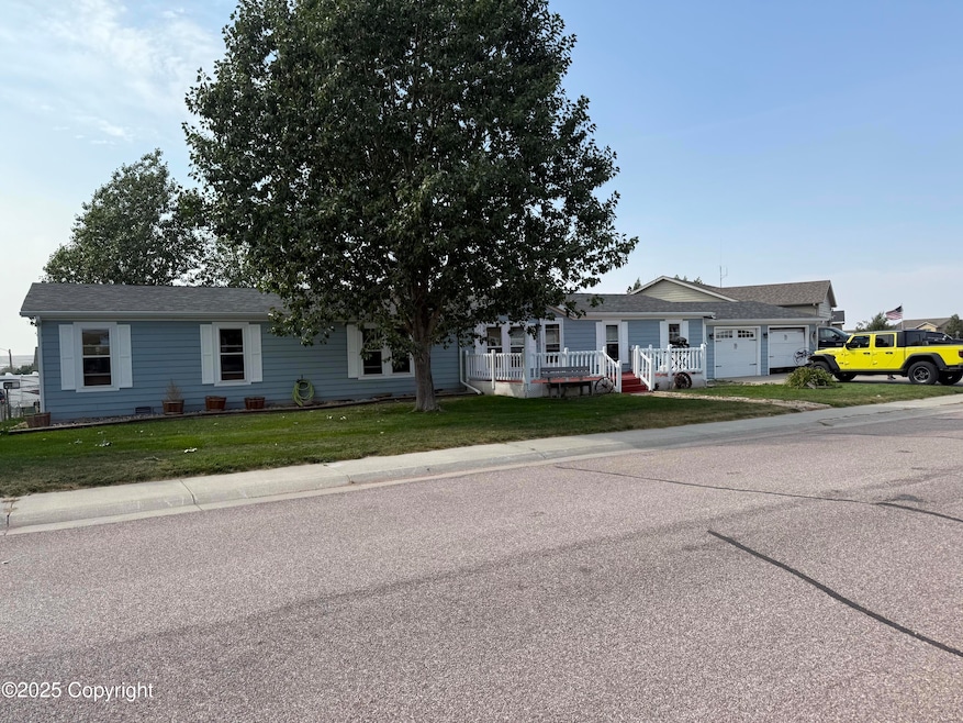 301 Shadow Hill Ln -, Gillette, WY 82732 - photo 1