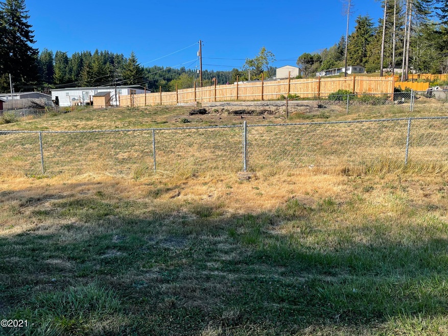 Lot at street.