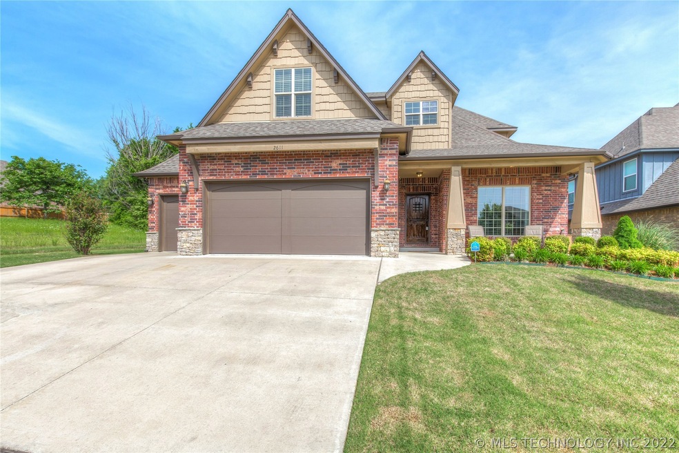 Exceptional 2014 home, 4/3.5/3 plus office, theate