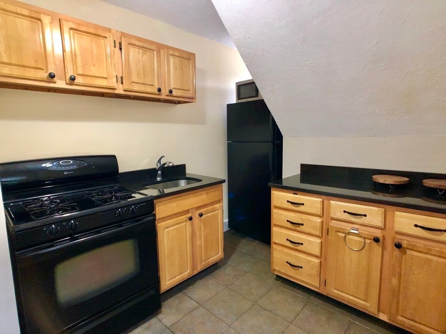 34 Amherst St unit 3, Roslindale, MA 02131 - photo 1