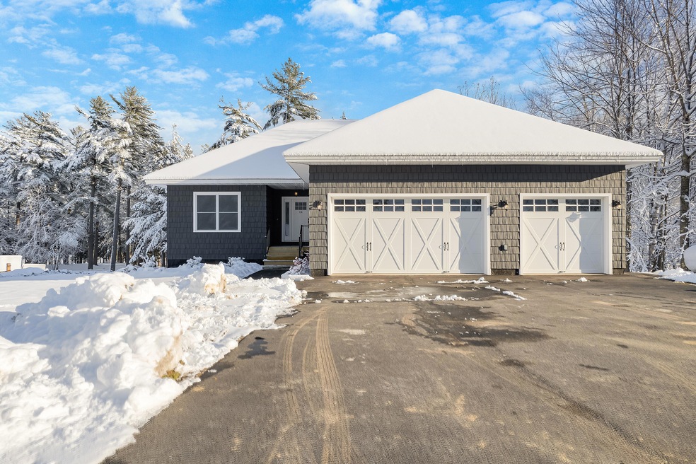 64 Island View Dr_101
