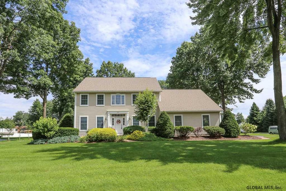 59 Cindy Crest Dr, Schenectady, NY 12306 - photo 1