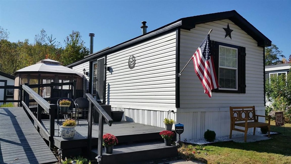 45 Lamplighter's Park, North Conway, NH 03860 - photo 1