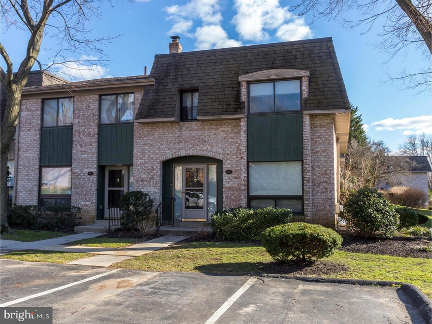 985 Putnam Blvd unit 82, Wallingford, PA 19086 - photo 1