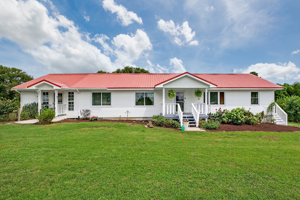 34383 Ardmore Ridge Rd, Ardmore, TN 38449 - photo 1