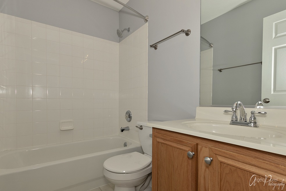 13 Grandview Ct unit 3, Algonquin, IL 60102 - photo 1