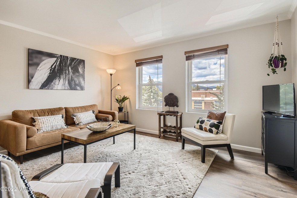06 Living Room