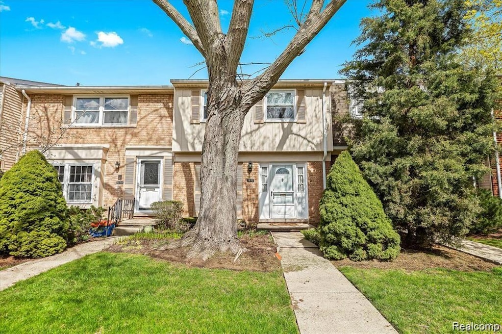 1812 Brentwood Dr unit Suite 100, Troy, MI 48098 - photo 1