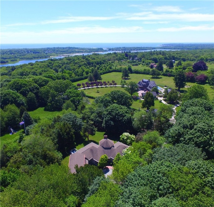 201 Torrey Rd, Wakefield, RI 02879 - photo 1