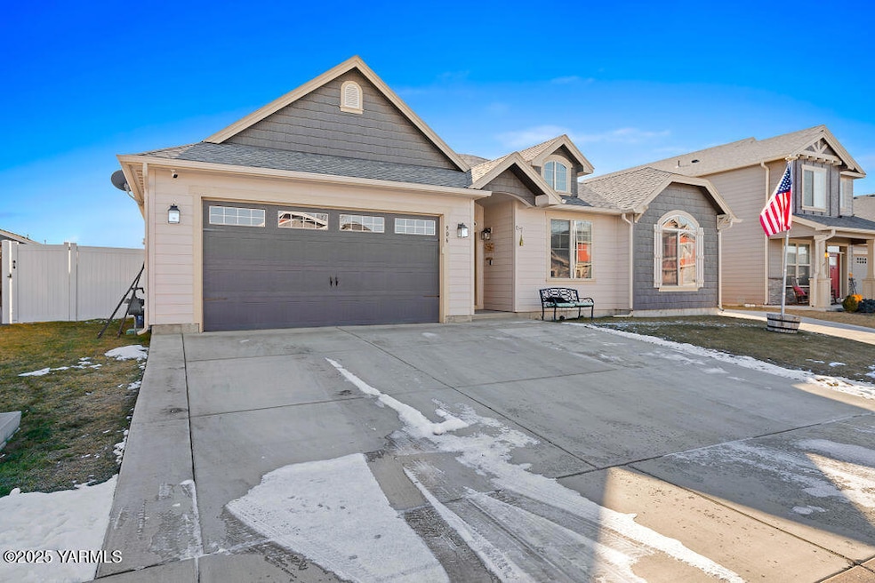 906CrystalAve-1