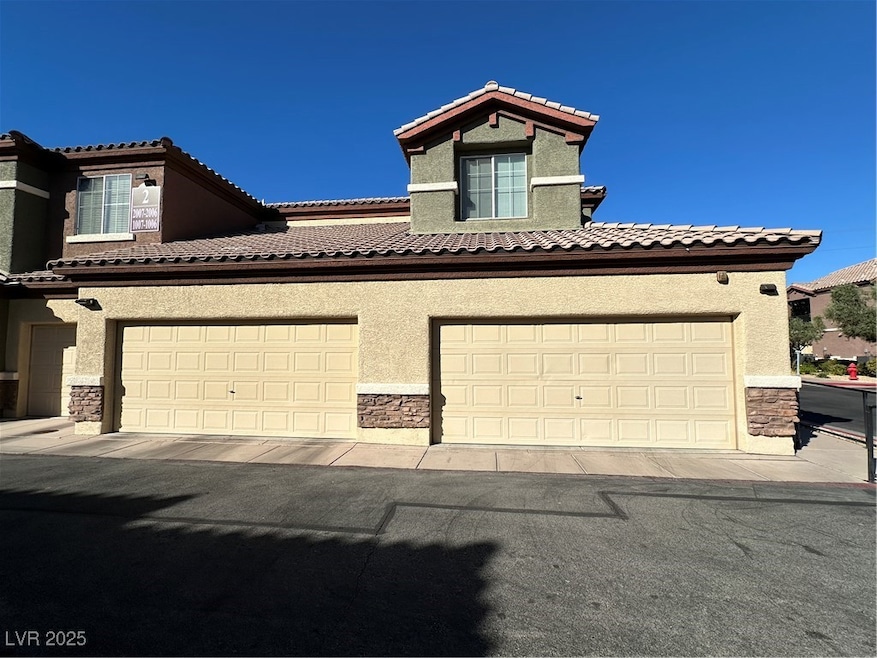 unlisted-address, Las Vegas, NV 89117 - photo 1