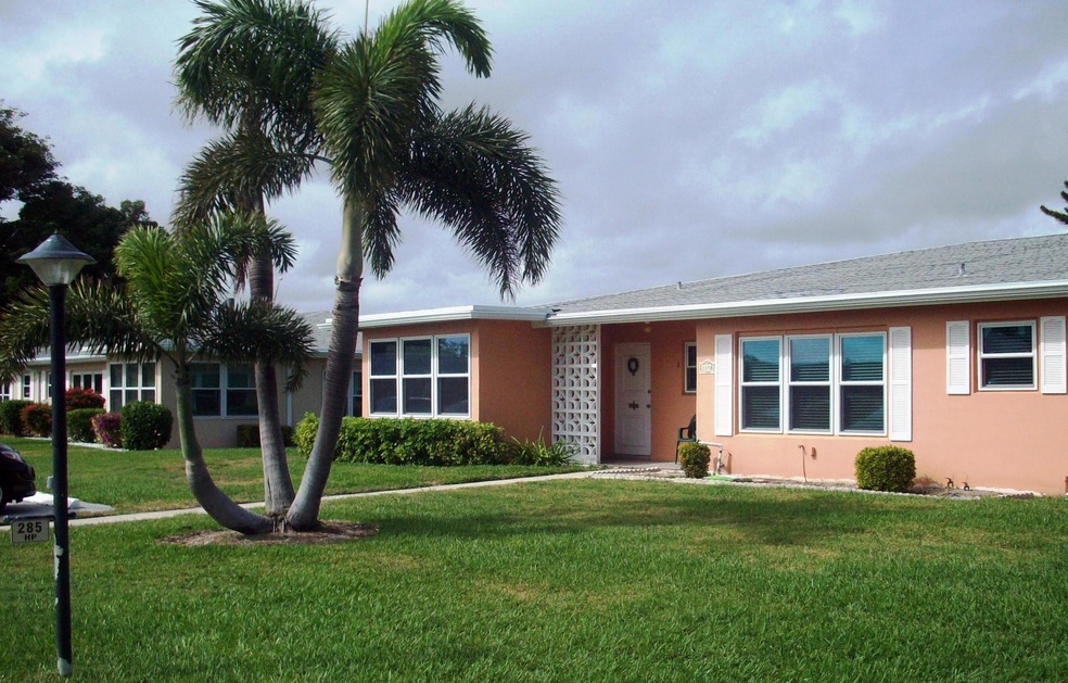 Front 285A bldg