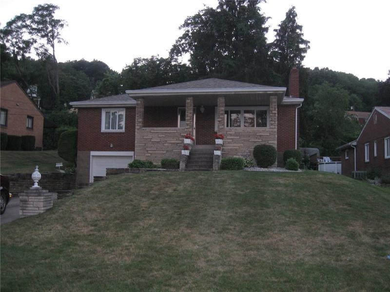 EXTERIOR FRONT OF HOME