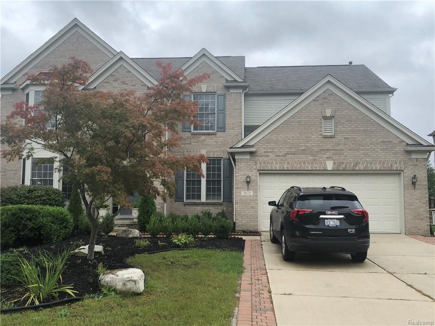 7673 Windgate Cir, West Bloomfield, MI 48323 - photo 1