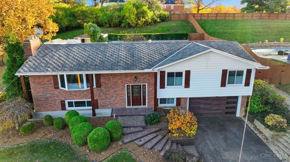 6604 Hitching Post Ln, Cincinnati, OH 45230 - photo 1